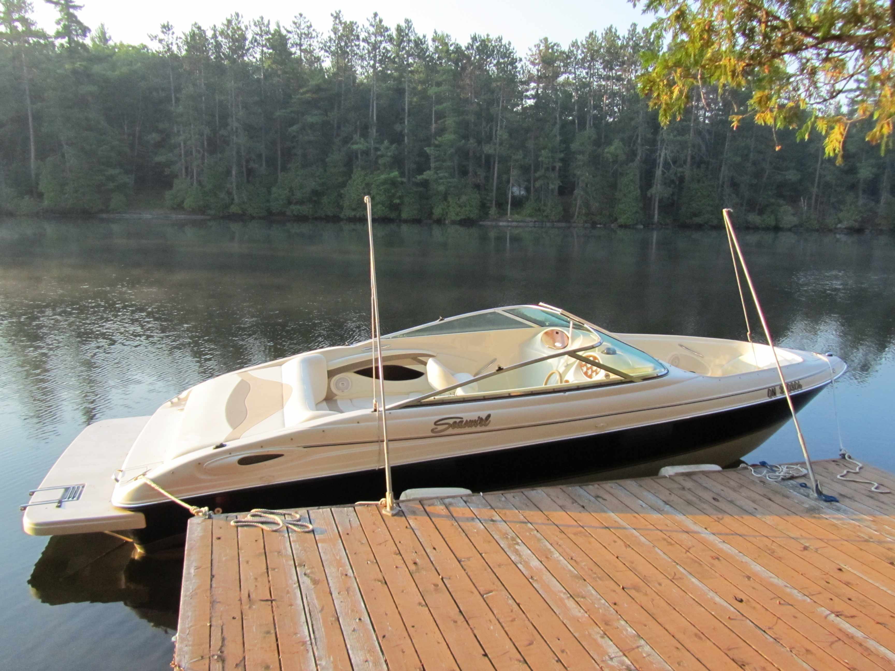 2004 SeaSwirl 23ft Bowrider
